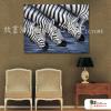 斑馬04 純手繪 油畫 橫幅 黑白 中性色系 動物 大自然 藝術畫 掛畫 民宿 餐廳 室內設計